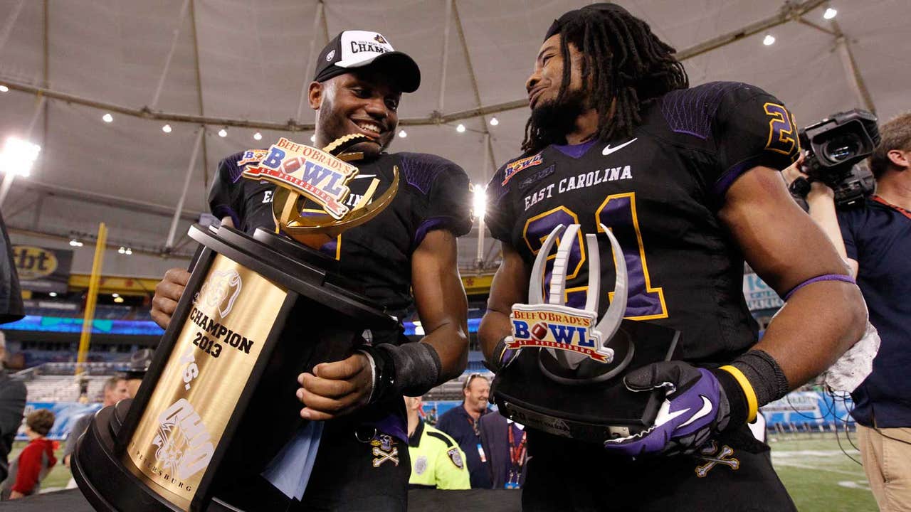 ECU wears down Ohio in Beef 'O' Brady's Bowl